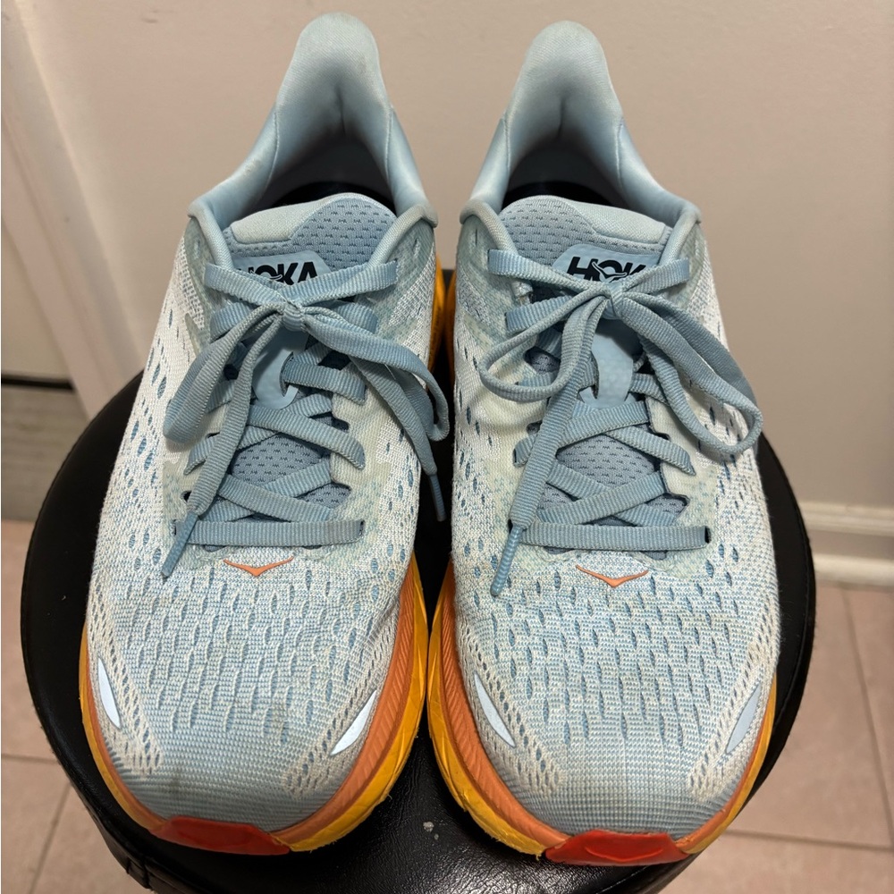 Hoka Clifton 8